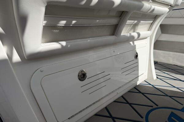 39ft Deep Impact Yacht For Sale