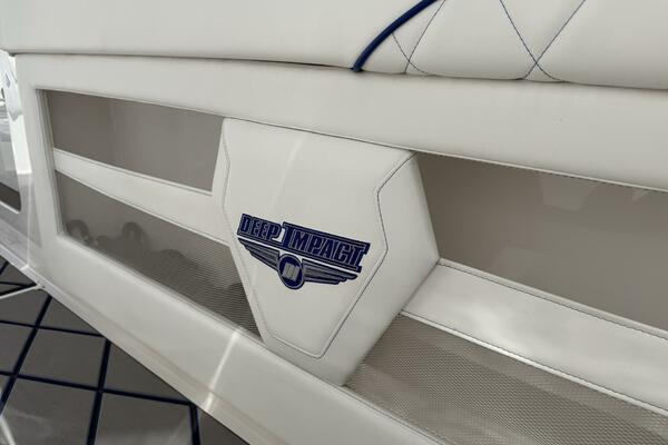 39ft Deep Impact Yacht For Sale