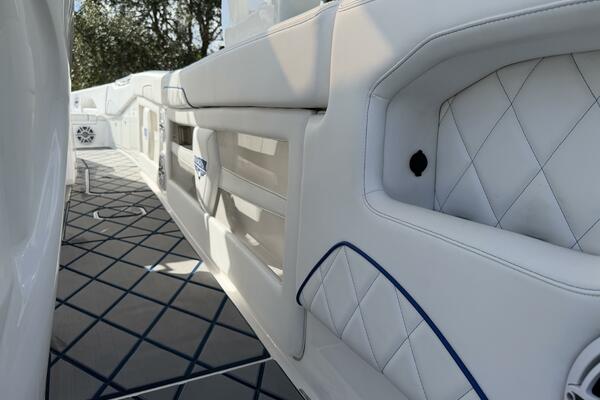 39ft Deep Impact Yacht For Sale