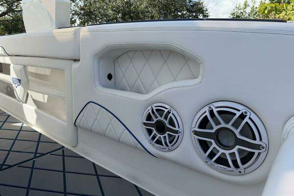 Deep Impact 399 Sport Yacht For Sale