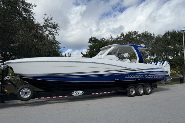 39ft Deep Impact Yacht For Sale