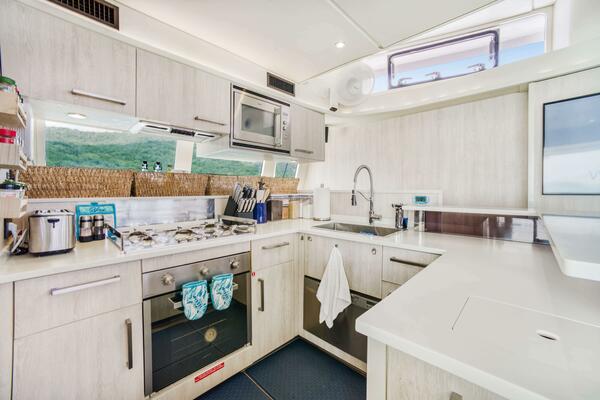 DEEP BLUE 58ft Leopard Yacht For Sale