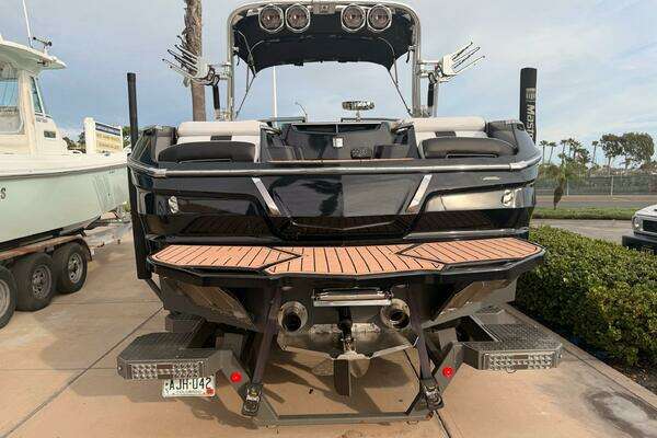 2021 Mastercraft 24
