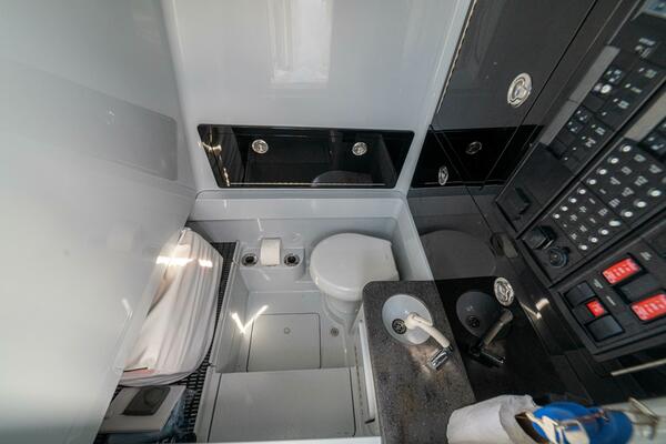 33ft Valhalla Boatworks Yacht For Sale