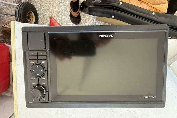 Photo of the 1986 Dolphin 18 Skiff