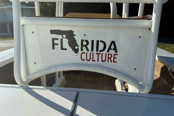 Photo of the 1986 Dolphin 18 Skiff