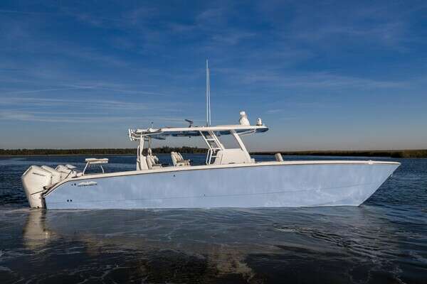 40-ft-Invincible-2024-40 CAT- Waverly Georgia United States  yacht for sale