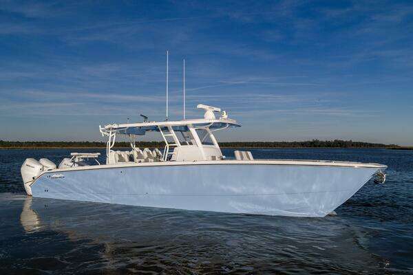 Invincible 40 CAT Yacht For Sale