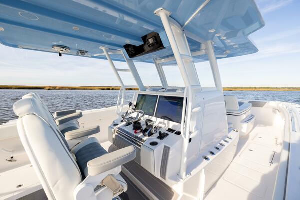 40ft Invincible Yacht For Sale