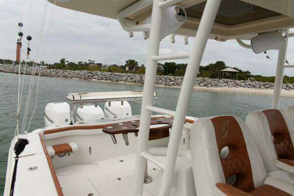 Yellowfin 42 Offshore Yacht For Sale