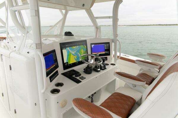 Yellowfin 42 Offshore Yacht For Sale