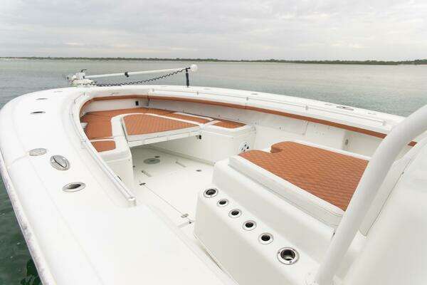 Yellowfin 42 Offshore Yacht For Sale