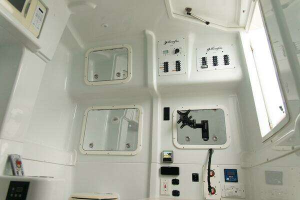 Yellowfin 42 Offshore Yacht For Sale