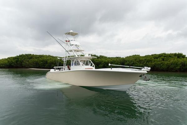 42ft Yellowfin Yacht For Sale