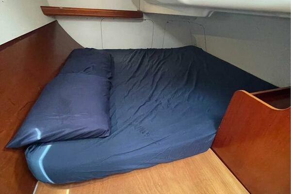 Juliana 33ft Beneteau Yacht For Sale