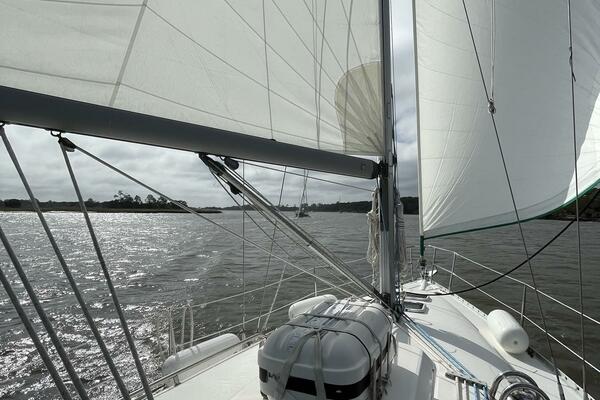 Juliana 33ft Beneteau Yacht For Sale