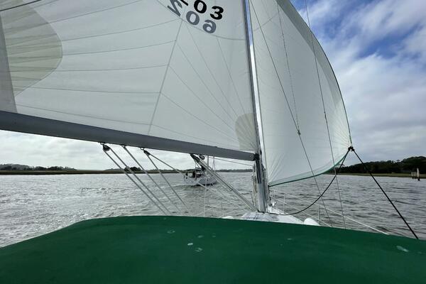 Juliana 33ft Beneteau Yacht For Sale