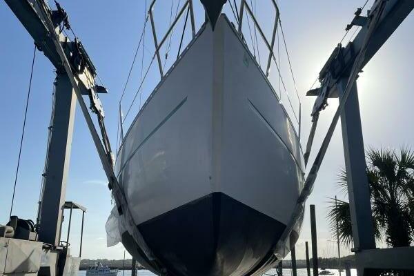 Juliana 33ft Beneteau Yacht For Sale