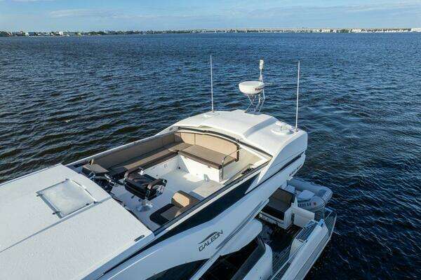 Galeon 560 Sky Yacht For Sale