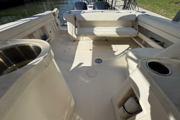 30ft Grady White Yacht For Sale