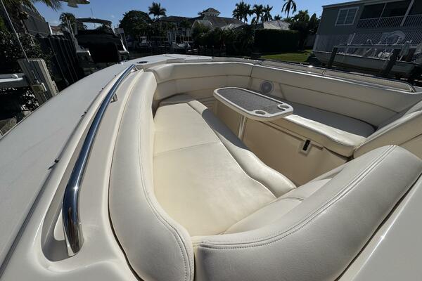 30ft Grady White Yacht For Sale