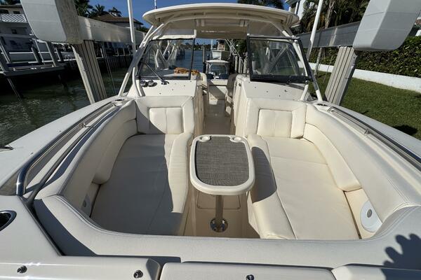 30ft Grady White Yacht For Sale