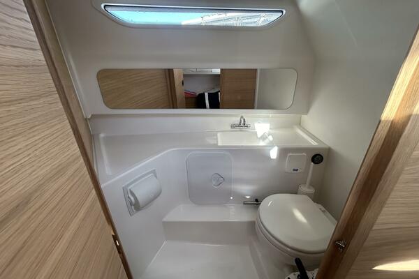 30ft Nimbus Yacht For Sale