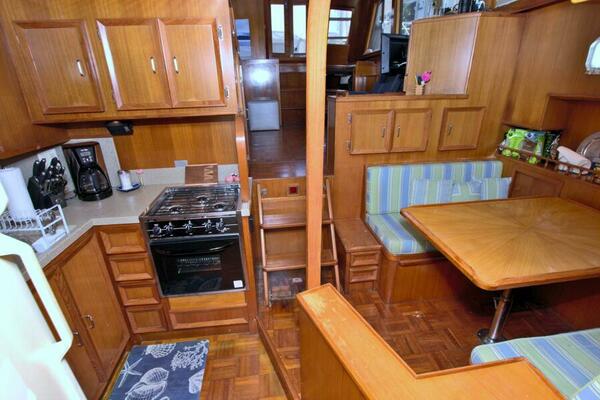 2 Wild Flings 42ft Jefferson Yacht For Sale
