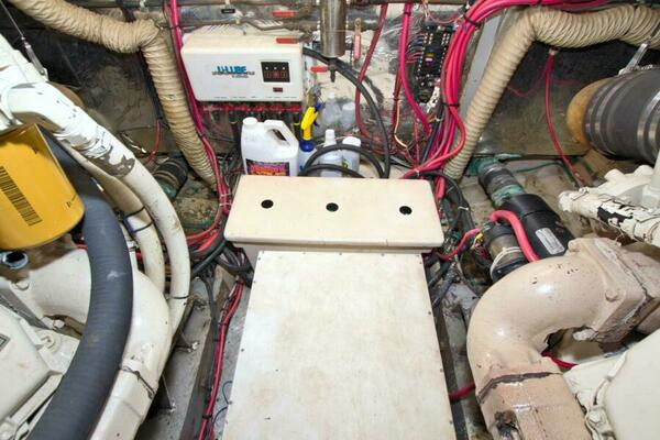 2 Wild Flings 42ft Jefferson Yacht For Sale