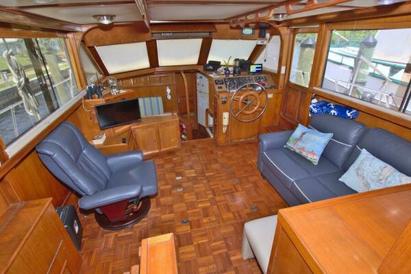 2 Wild Flings 42ft Jefferson Yacht For Sale