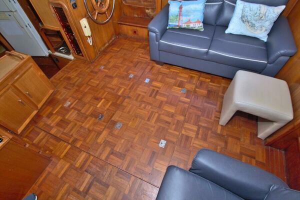 2 Wild Flings 42ft Jefferson Yacht For Sale