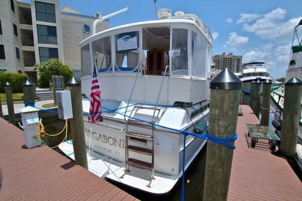 2 Wild Flings 42ft Jefferson Yacht For Sale