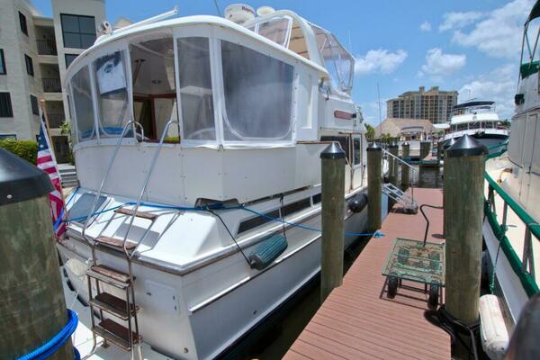 2 Wild Flings 42ft Jefferson Yacht For Sale
