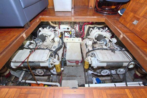 2 Wild Flings 42ft Jefferson Yacht For Sale