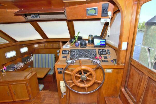 2 Wild Flings 42ft Jefferson Yacht For Sale