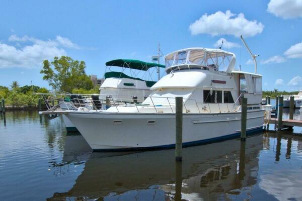 2 Wild Flings 42ft Jefferson Yacht For Sale