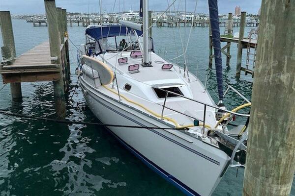 44ft Catalina Yacht For Sale