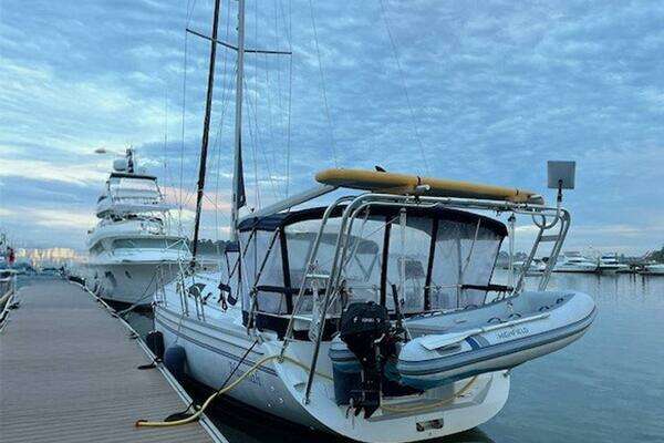 Catalina 445 Yacht For Sale