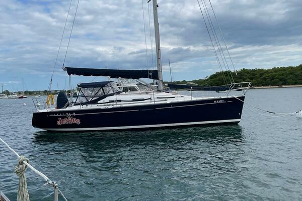 Jubilee 36ft Beneteau Yacht For Sale