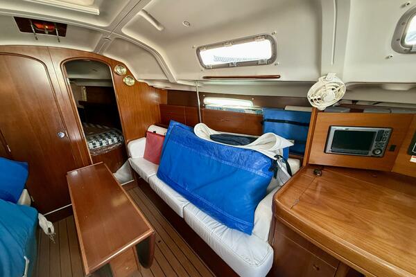 Jubilee 36ft Beneteau Yacht For Sale