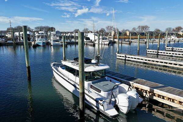 Axopar 37 Cross Cabin Yacht For Sale