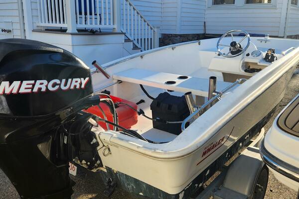 13ft Boston Whaler Yacht For Sale
