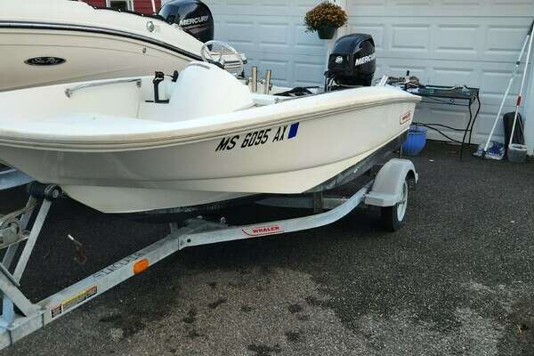 13-ft-Boston Whaler-2011-- Milton Massachusetts United States  yacht for sale