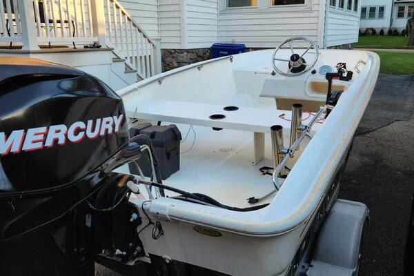 13ft Boston Whaler Yacht For Sale