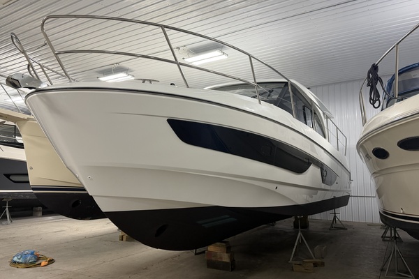 36ft Beneteau Yacht For Sale