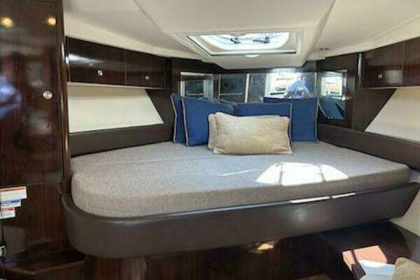 Sea Ray Coupe Yacht For Sale