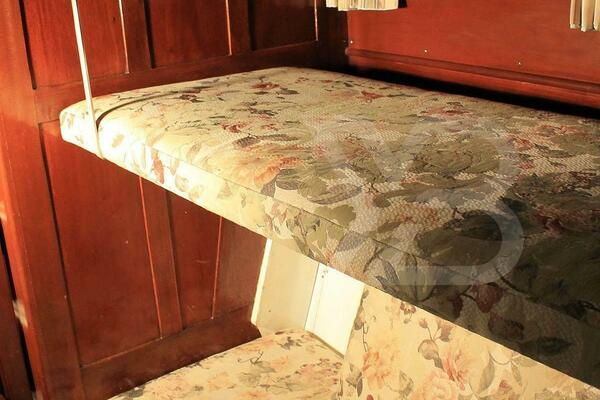 ALLEZ 48ft Chris Craft Yacht For Sale