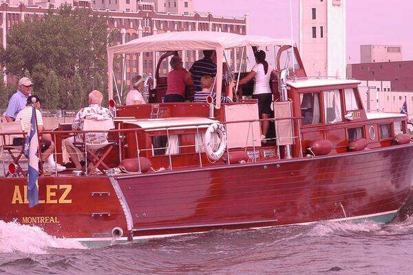 Chris-Craft  Yacht For Sale