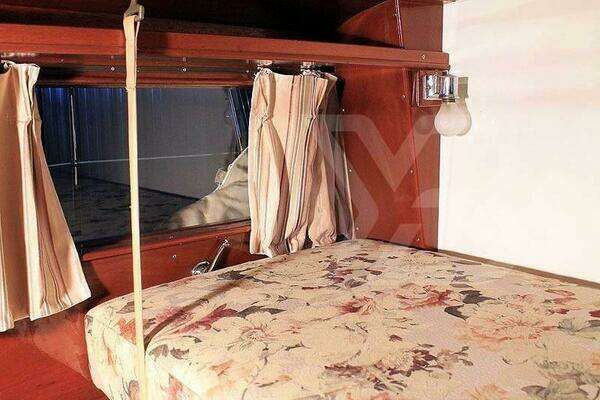 Chris-Craft  Yacht For Sale