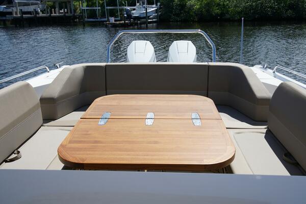 40ft Nimbus Yacht For Sale